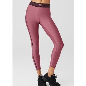NWOT / Large/Alo Mars Clay Airlift Leggings